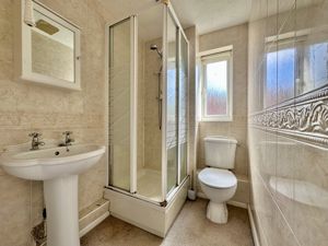 Photo 15- click for photo gallery